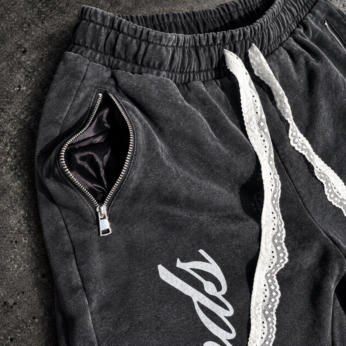 SILENT MINDS STACKED SWEATPANTS — VINTAGE BLACK